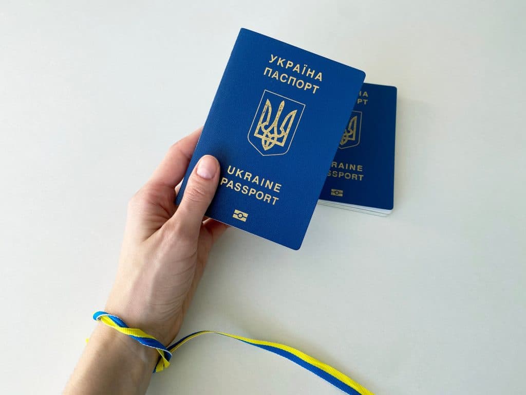 Є-Резидентство в Україні: запуск та перспективи для іноземців